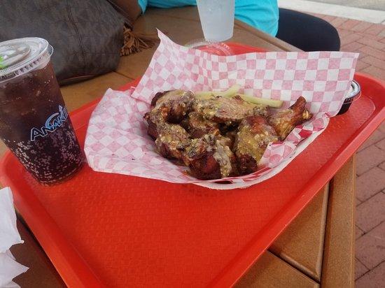 Anakeesta Smokehouse Southern BBQ